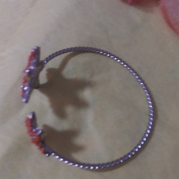 Children Adjustable Orange Starfish Bracelet. - Picture 5 of 6